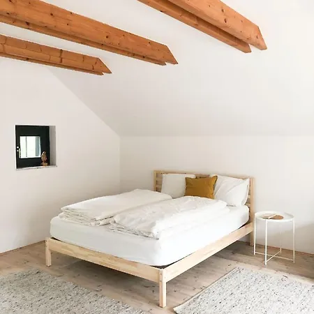 Entzückendes Gästestöckl Am Linzer Pöstlingberg