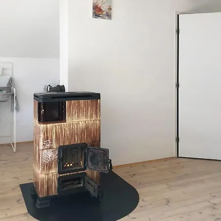 Apartamento Entzueckendes Gaestestoeckl Am Linzer Poestlingberg *