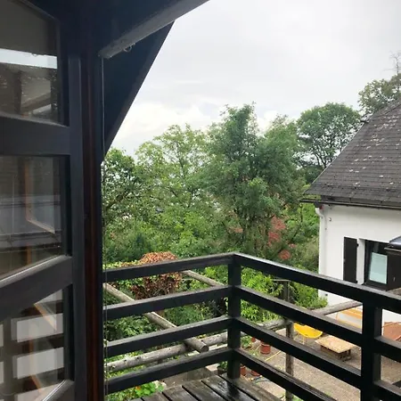 Διαμέρισμα Entzueckendes Gaestestoeckl Am Linzer Poestlingberg *